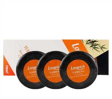 Houtskool verjongende zeep